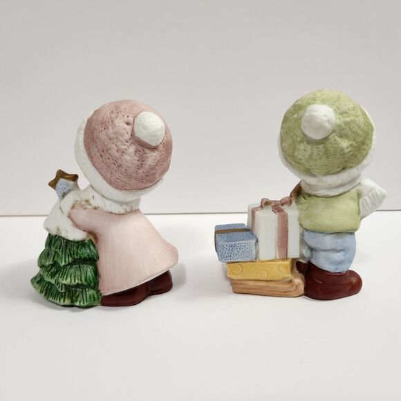 Vintage Homco Christmas 5556 Porcelain Christmas Children Boy & Girl Figurines - Picture 2 of 12